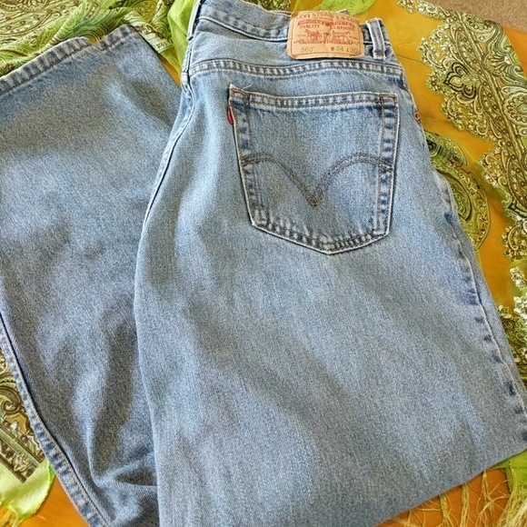 levis 560 jeans discontinued